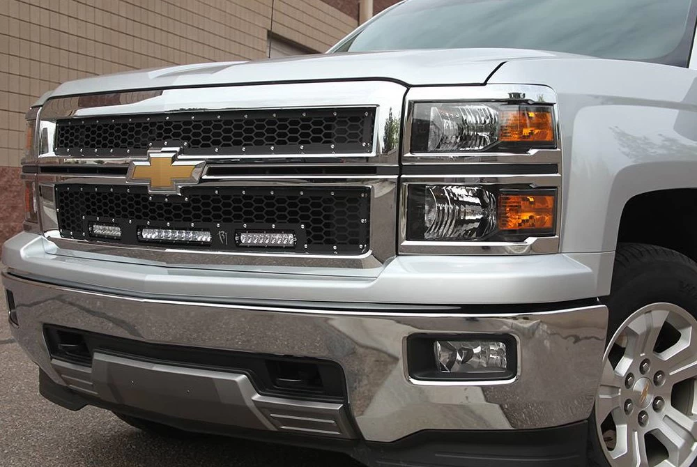 Rigid Industries® 310313 - SR-Series Pro 10" 60W White Housing Spot/Flood Combo Beam LED Light Bar - Image 18