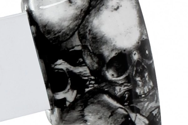 United PacificĀ® - 4-Spoke Skull Wood Steering Wheel With Hydro-Dip Grip - Image 4