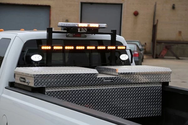 Buyers® 8894047 - 47" Bolt-On Mount Dual Function Amber LED Traffic Advisor Light - Image 8