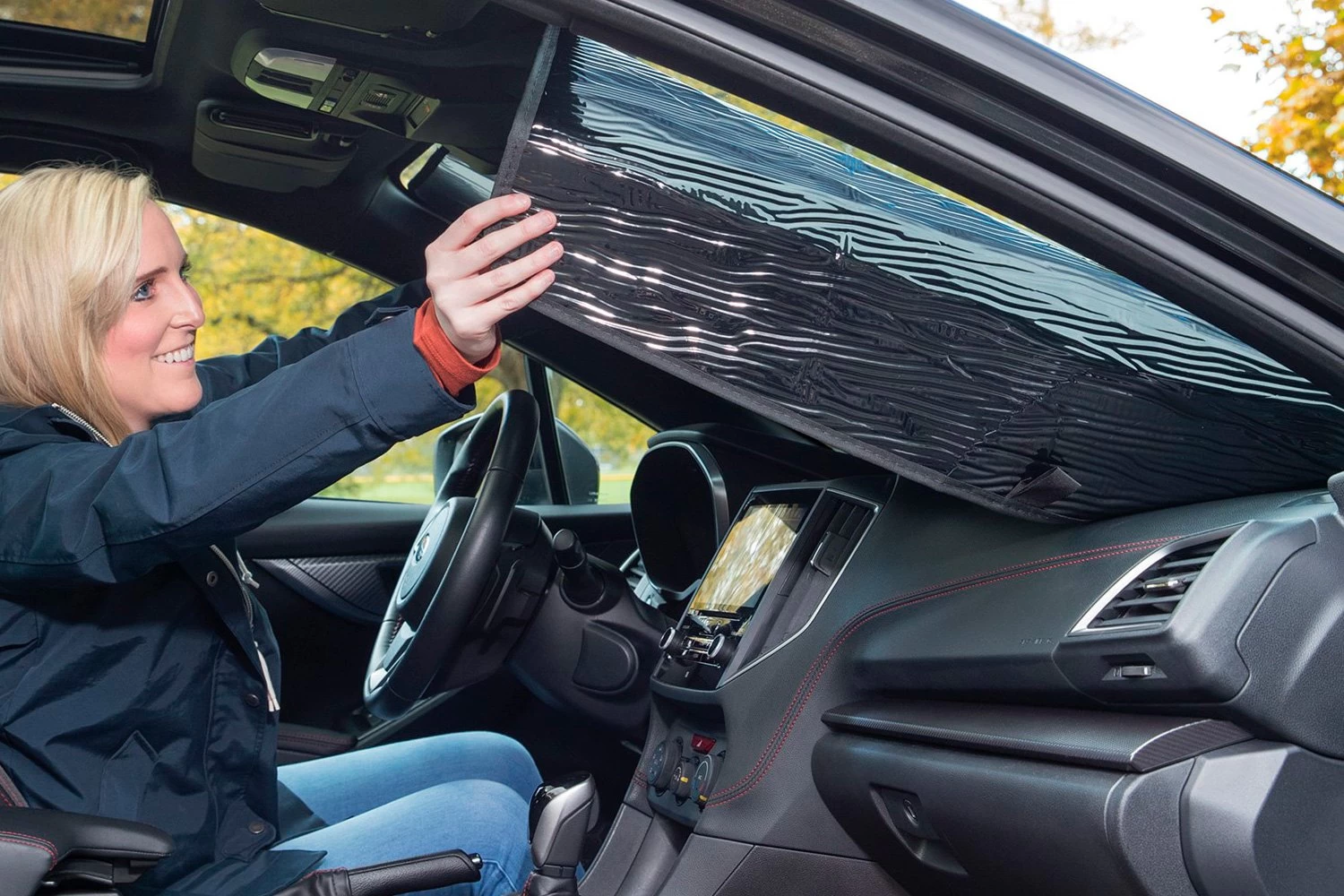 WeatherTech® TS0265 - Windshield Sun Shade - Image 11